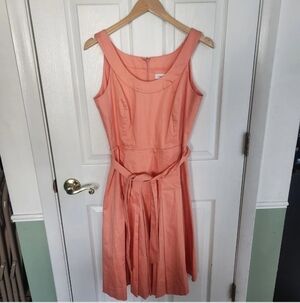 Elegant Peach Sleeveless Dress